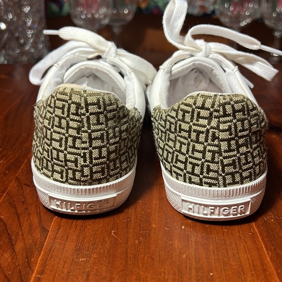Tommy Hilfiger White Sneakers - Picture 8 of 13